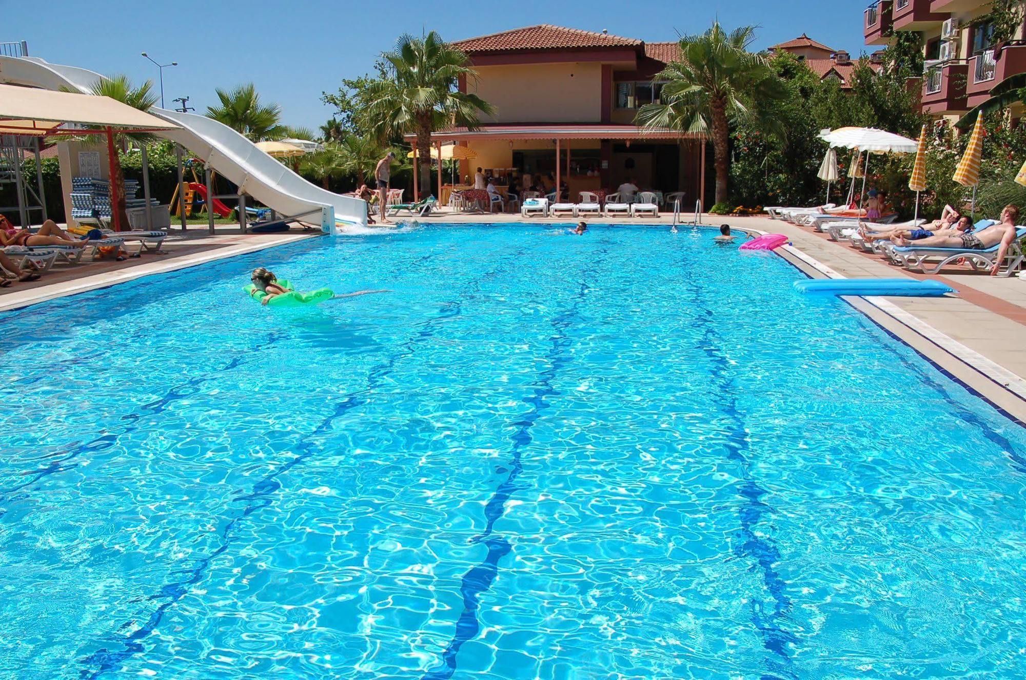 Colakli Silver Hotel מראה חיצוני תמונה